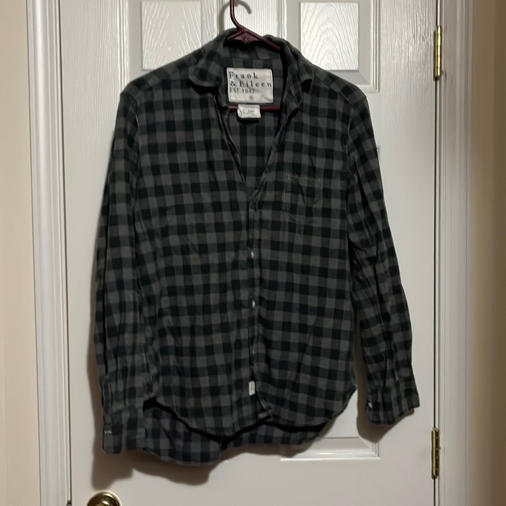 Frank and Eileen Eileen top size small, gently worn